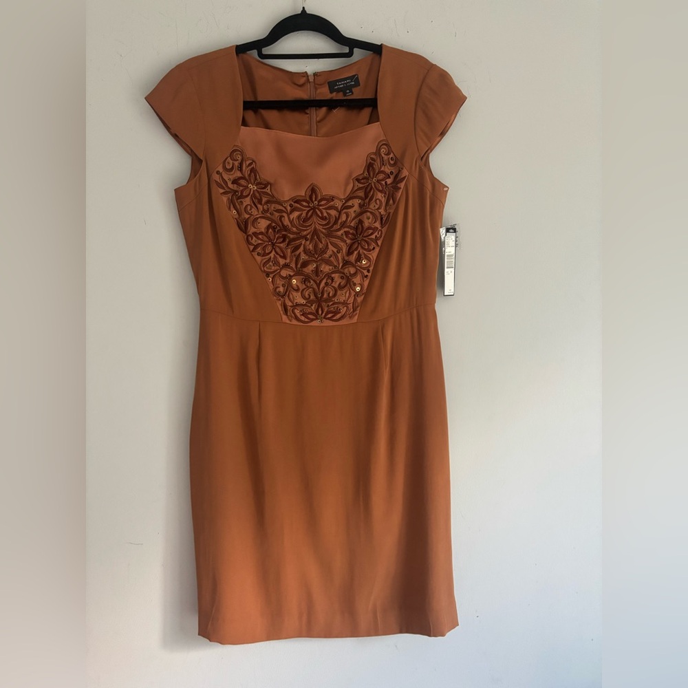 Tahari Arthur S.Levine Paola Dress Rust Orange Embroidered Beaded Front NWT Sz10